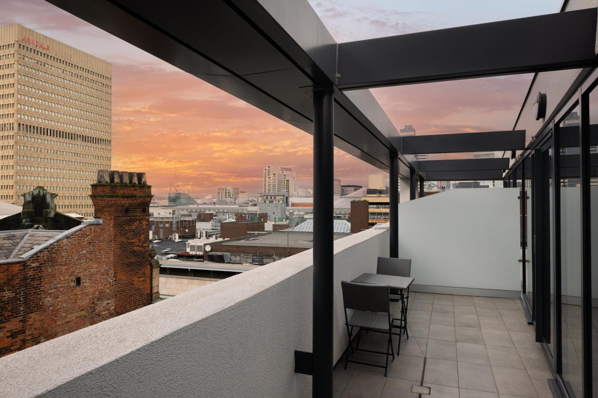 Kula Manchester - City Centre Екстериор снимка