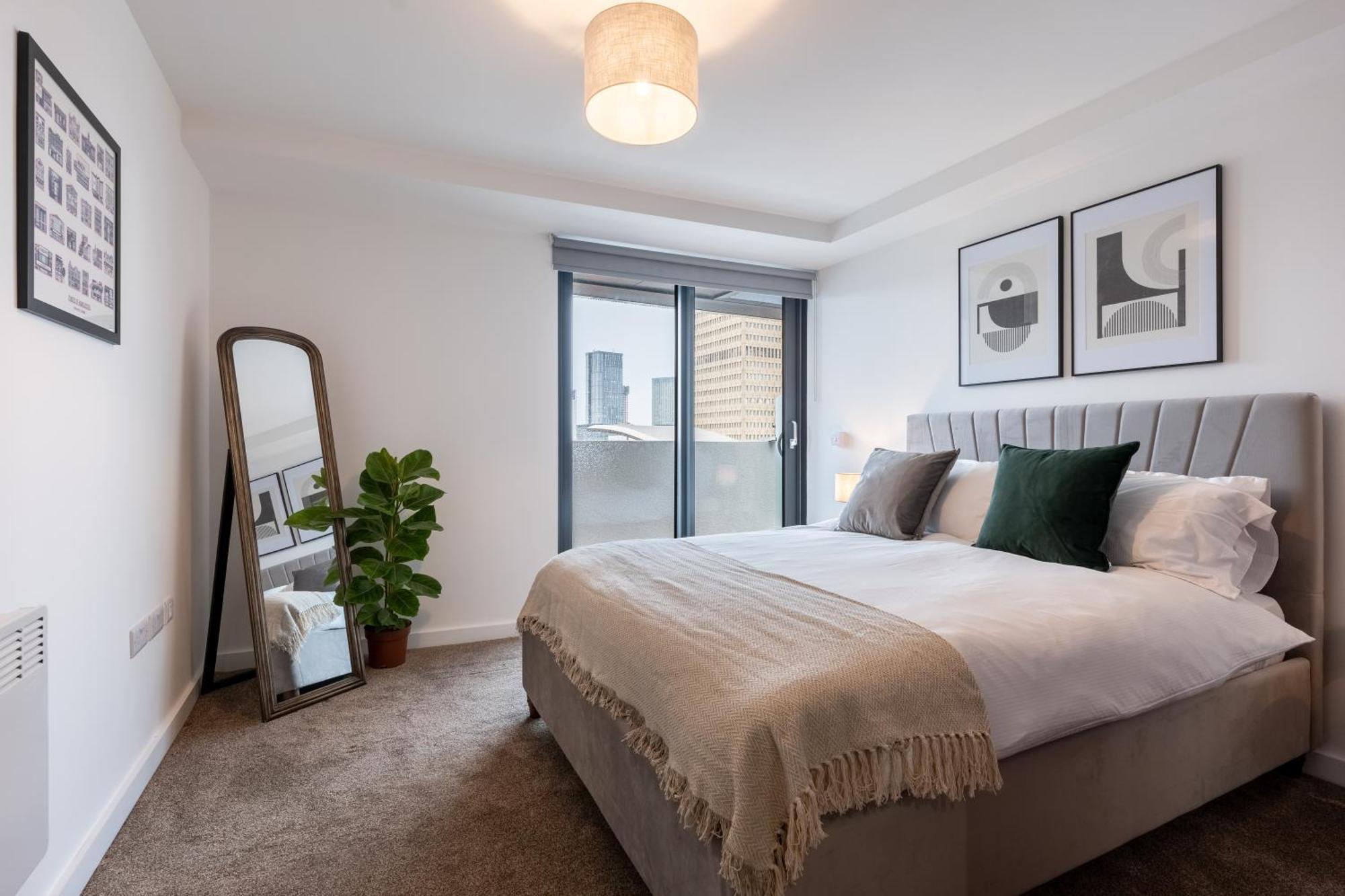 Kula Manchester - City Centre Екстериор снимка